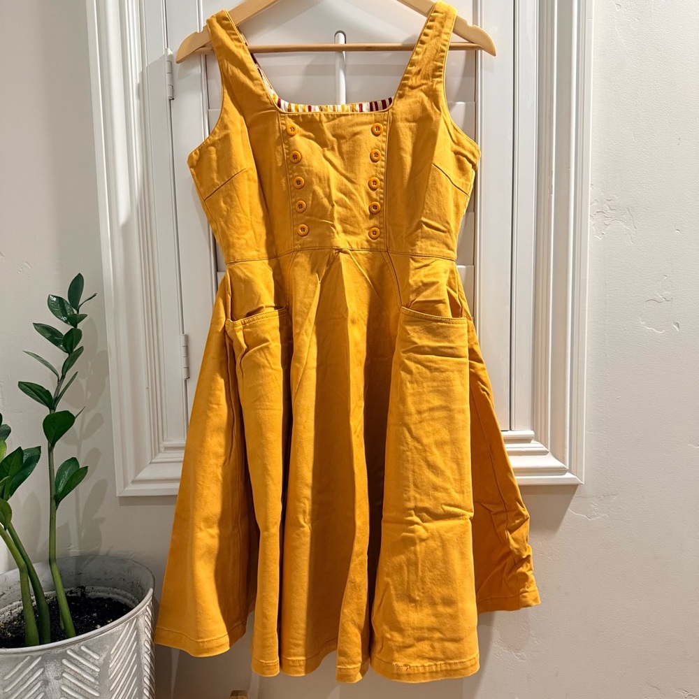 Tulle Yellow Button-Front Dress - Size Medium